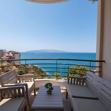 Luxurious Coastal *