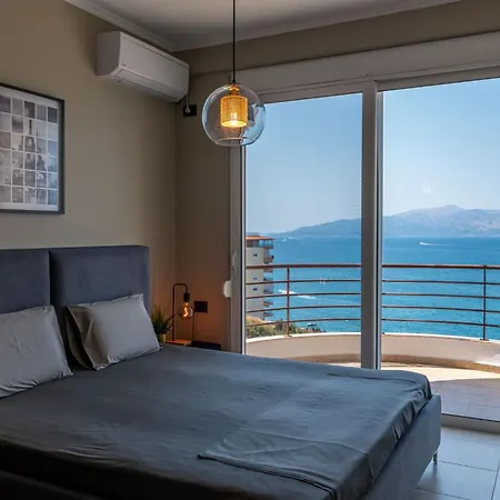 Luxurious Coastal Appartement