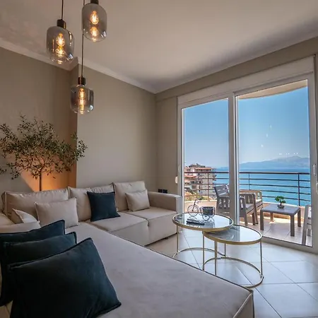 Apartment Luxurious Coastal