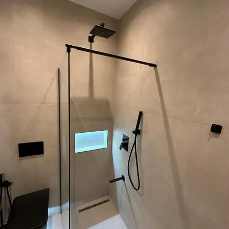 Apartment Luxurious Coastal Sarandë